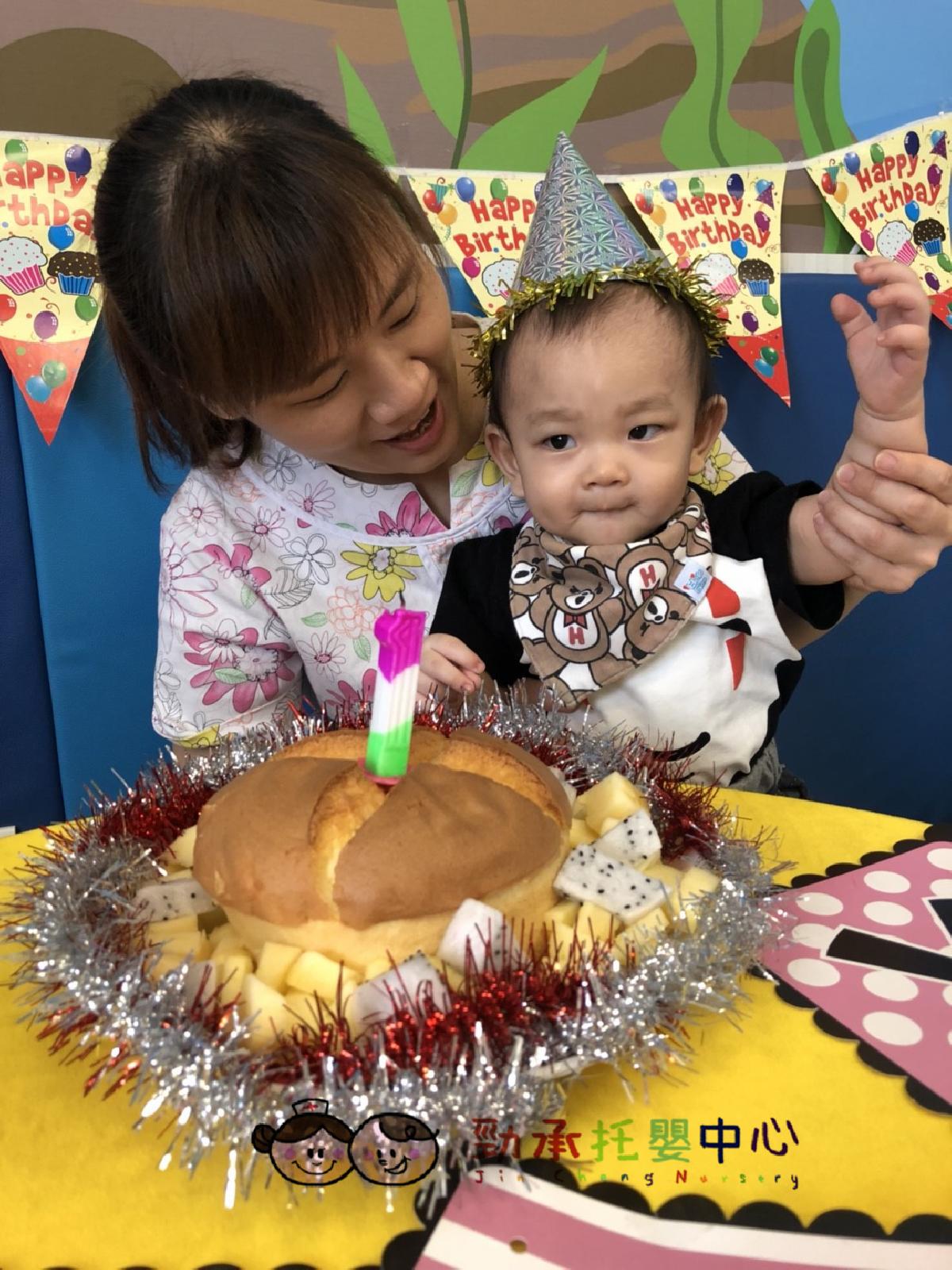 cd14a8195bea6dcbf96abe17cbc063c15_14169270_180809_0290