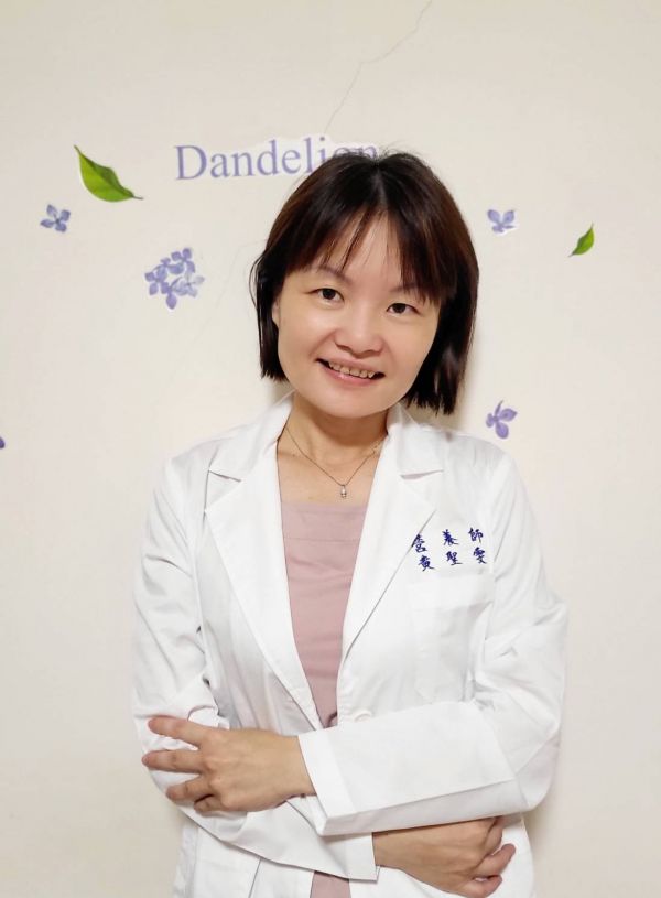 黃聖雯營養師 黃聖雯營養師